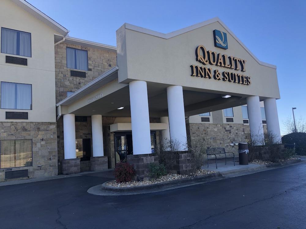 Quality Inn & Suites Malvern Extérieur photo