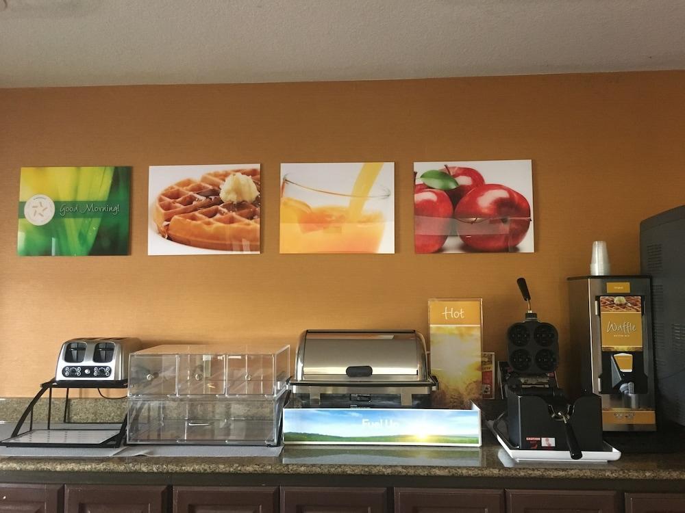 Quality Inn & Suites Malvern Extérieur photo