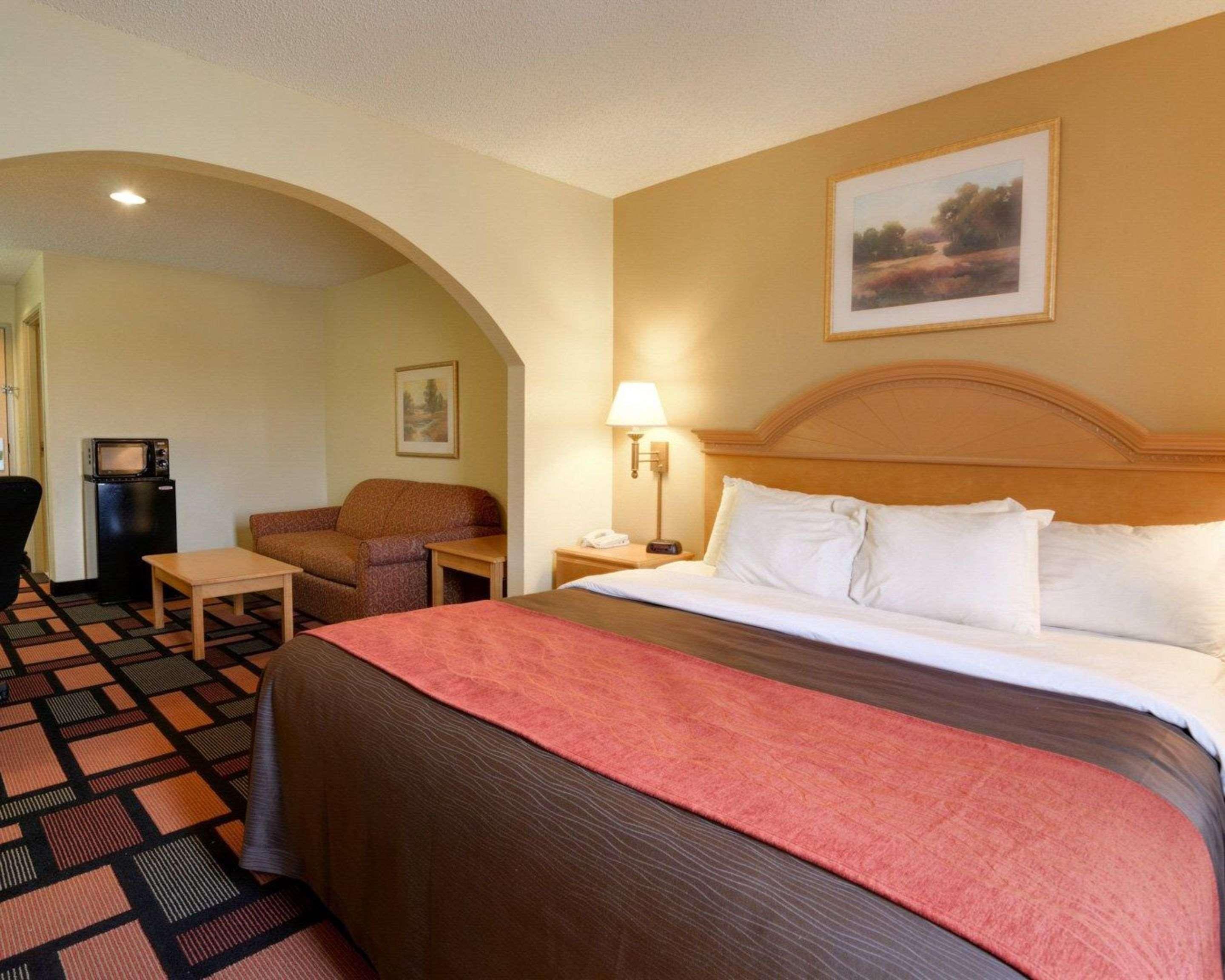Quality Inn & Suites Malvern Extérieur photo