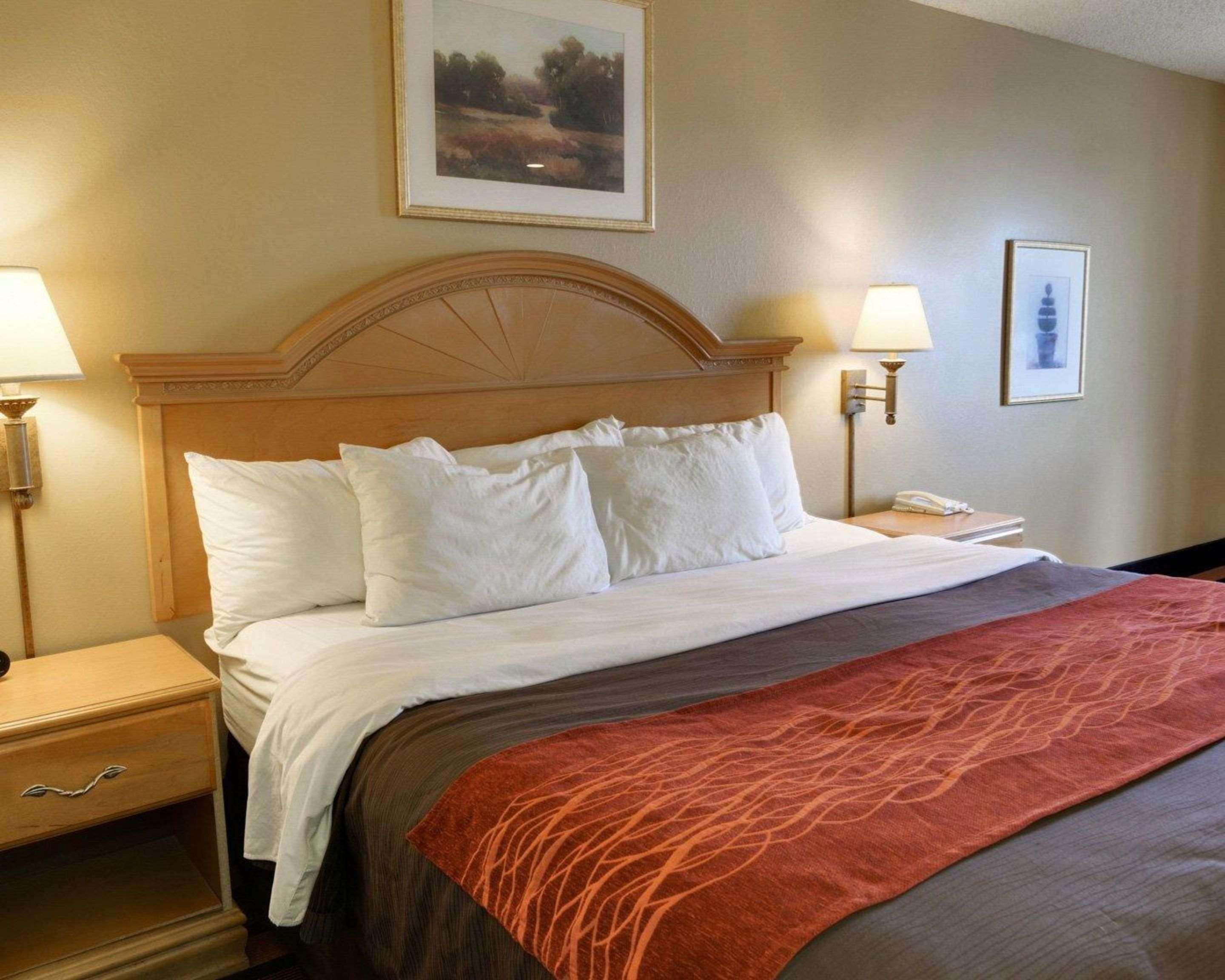 Quality Inn & Suites Malvern Extérieur photo