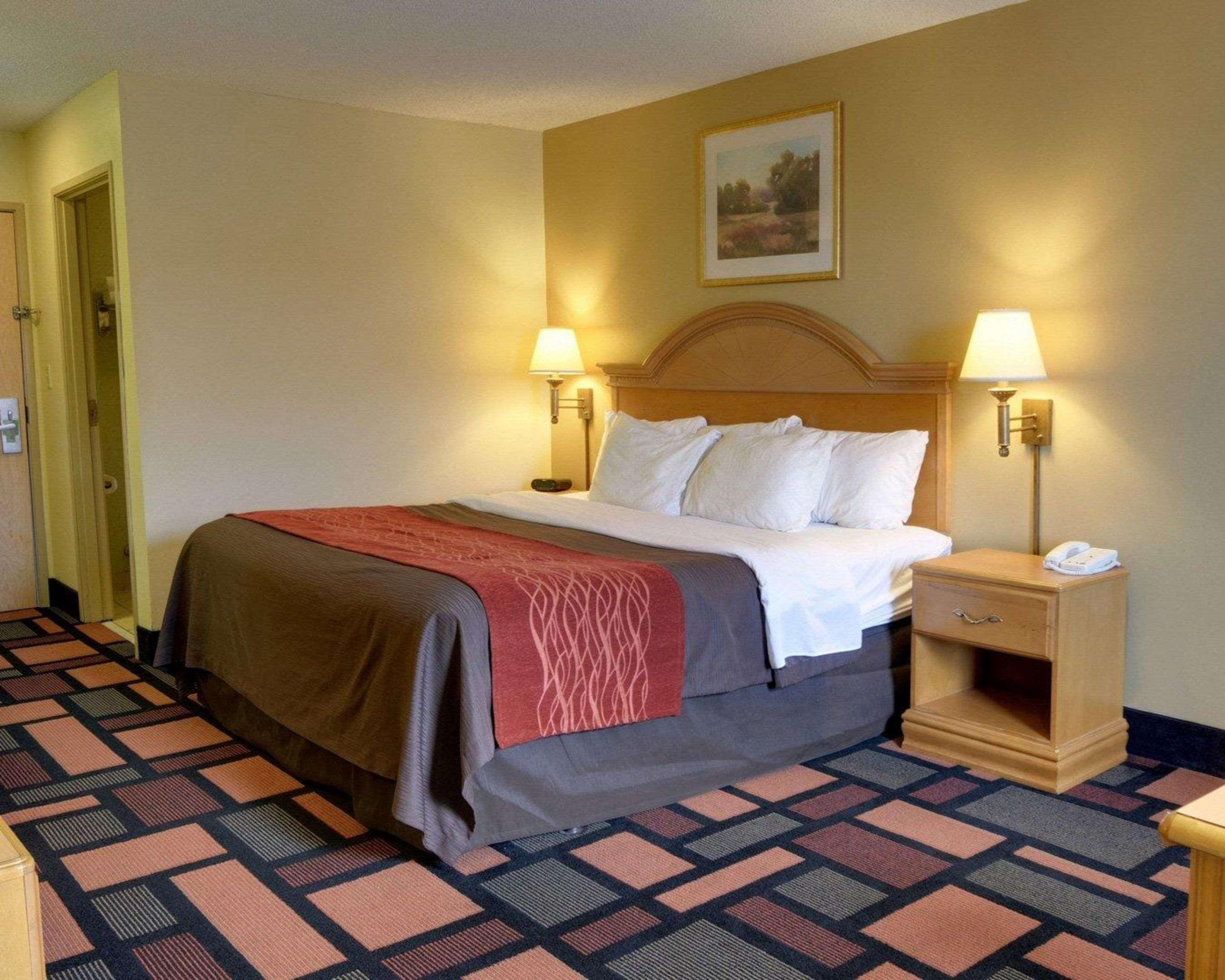 Quality Inn & Suites Malvern Extérieur photo