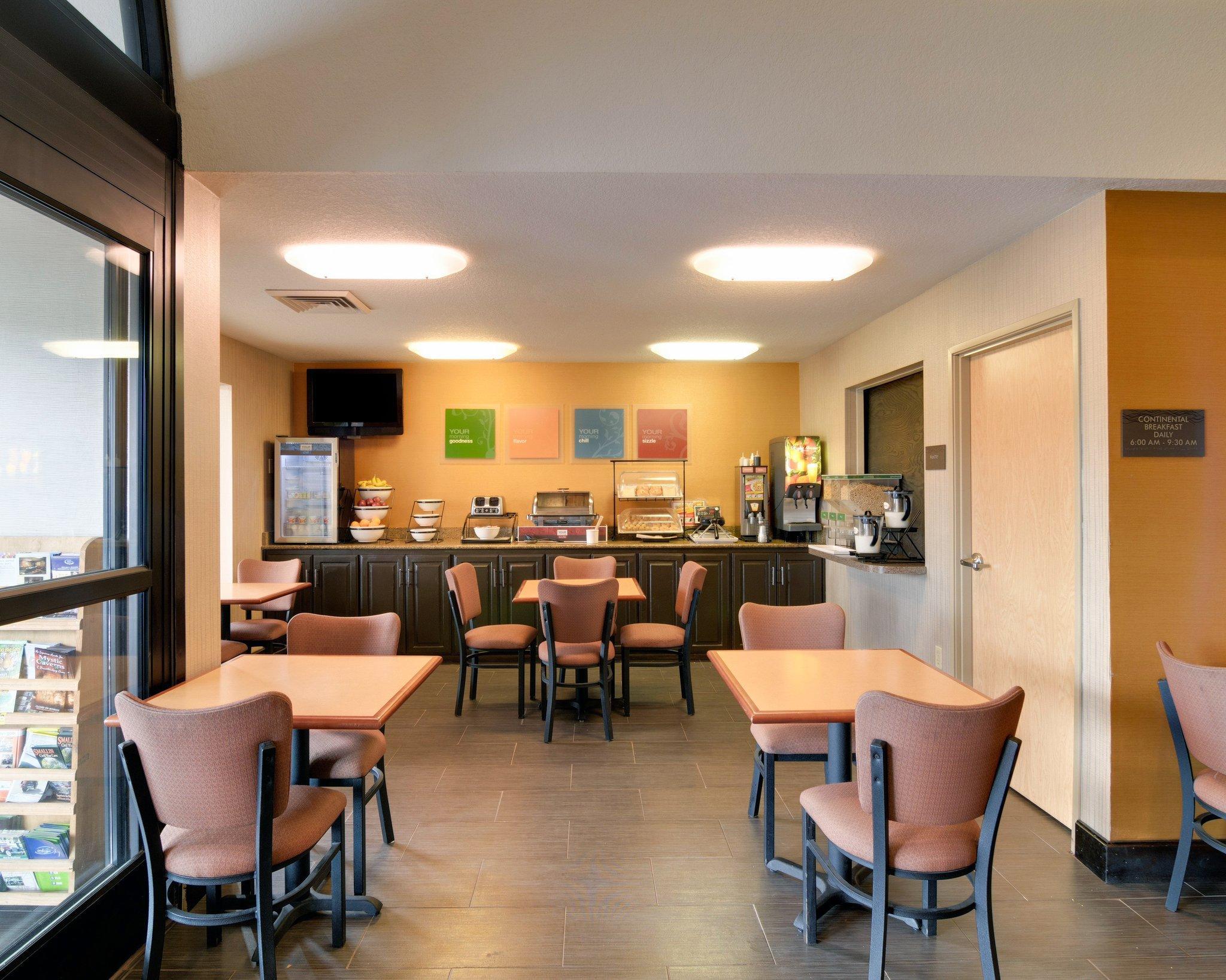Quality Inn & Suites Malvern Extérieur photo